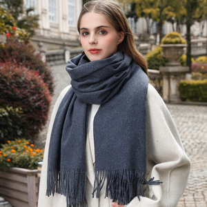 Nuevo Bufanda de Lana Pura Engrosada para Otoño e Invierno, Chal Cálido de Color Sólido Transpirable para Hombres y Mujeres, Uso Diario - Product Image 5