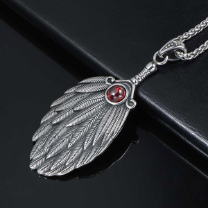 จี้พัดขนนกสไตล์จีนฝังทับทิม SP701 จี้รูปทรงพิเศษสำหรับเป็นของขวัญ - Product Image 3
