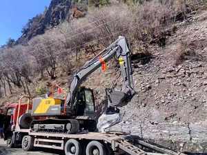 Excavateur d'occasion Volvo EC150 d'origine en bon état à vendre Moteur rotatif Volvo EC150 à faible durée de fonctionnement - Product Image 3