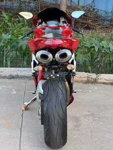 Motocicleta <span class=keywords><strong>de</strong></span> Carreras Usada Directo <span class=keywords><strong>de</strong></span> Fábrica <span class=keywords><strong>con</strong></span> <span class=keywords><strong>Motor</strong></span> <span class=keywords><strong>de</strong></span> Cuatro Tiempos <span class=keywords><strong>de</strong></span> 849cc Refrigerado por Agua Tipo L-Twin Comparable a Autos Nuevos <span class=keywords><strong>de</strong></span> Gasolina - Product Image 3