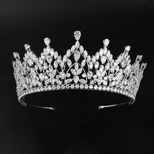 Diadème de princesse pour bal de promo, accessoires de cheveux de mariée avec zircone cubique en cuivre, couronnes et guirlandes en zircon pour femmes - Product Image 1