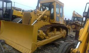Bulldozer Usado CAT D5K en Venta - Bajo Precio, Alto Momento de Carga - Product Image 3