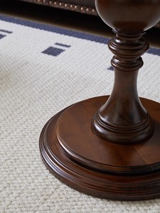 Petite <span class=keywords><strong>table</strong></span> <span class=keywords><strong>basse</strong></span> ronde de style vintage français <span class=keywords><strong>Table</strong></span> d'appoint de canapé en bois massif <span class=keywords><strong>Table</strong></span> <span class=keywords><strong>basse</strong></span> à pattes de gourde d'angle en bois pur américain - Product Image 6