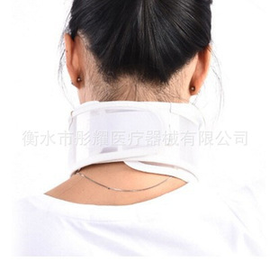 Collarín Médico Personalizado Ajustable de Plástico para Fijación Cervical, Tallas SML, Blanco, Accesorios de Protección Deportiva - Product Image 4