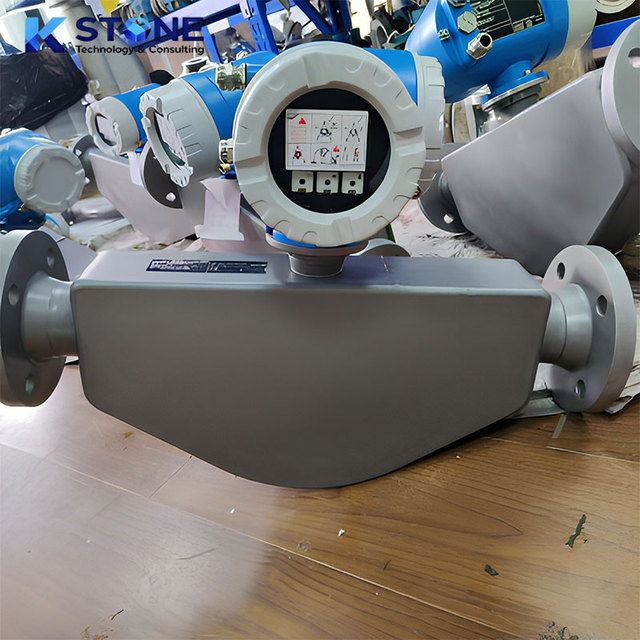 High Accuracy Liquid Coriolis Mass Flow Meter Wide Range Industrial Grade Multi Parameter Flow Measuring Device Flange