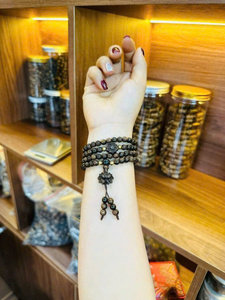 Bracelet de perles d'oud vietnamien tendance en bois d'agar, perles de prière de haute qualité en bois d'agar naturel - Product Image 4