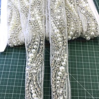 L236 Applique en Strass pour Corsage de Robe, Garnitures en Strass, Appliques en Cristal
