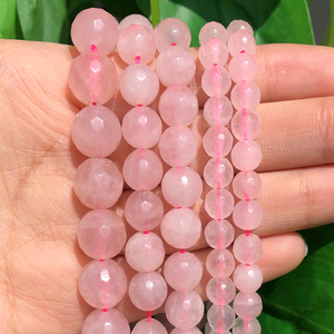 Vente en gros de perles de cristal <span class=keywords><strong>rose</strong></span> à facettes de 4 à 12mm <span class=keywords><strong>pierre</strong></span> de <span class=keywords><strong>quartz</strong></span> <span class=keywords><strong>rose</strong></span> <span class=keywords><strong>naturelle</strong></span> pour collier à faire soi-même <span class=keywords><strong>bracelet</strong></span> en cristal naturel en vrac - Product Image 5