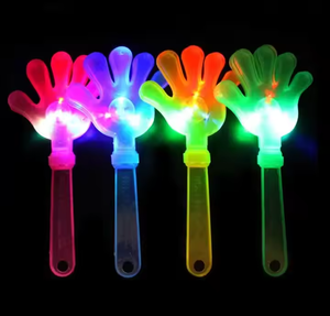 Directo de fábrica Hand Clappers Logotipo personalizado Light up Hand Clappers Hand Shot Led Palm Slapper Juguetes para niños adultos - Product Image 3