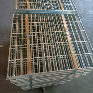 Ce ISO chứng nhận bền Composite thép tấm lưới lưới lưới hàn thép carbon kim loại lưới cho ngoài trời lối đi cửa hàng rào - Product Image 5