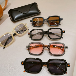 86512 NEW Fashion Small Square Sunglasses Women Glasses Personality Shades Spectacles Men <b>Frames</b> INS High Quality Outdoor - Product Image 6