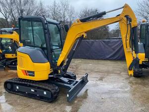 Miniexcavadora 9017F Nueva de 1.7 Toneladas con Cuchilla de Bulldozer y Orugas de Goma a Precio Económico en Venta - Product Image 4