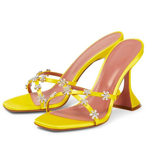 Sandalias de tacón bajo con diamantes y flores para mujer, zapatos de verano con punta abierta, tiras cruzadas, estilo mule - Product Image 2