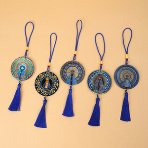 Liontin Resin Madonna Hitam Tradisional Desain Baru 2025, Dekorasi Rumah Jendela Gereja Kreatif, Mode Religius - Product Image 1