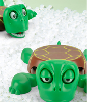 Appuyez sur le tapis de souris « Scared Turtle » pour obtenir des effets sonores amusants et profitez d'un jouet hilarant anti-stress. Vente en gros disponible.
