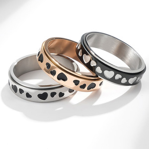 Anillo Giratorio en Forma de Corazón con Incrustaciones Negras en Oro Rosa, Joyería Unisex para Regalo - Product Image 2