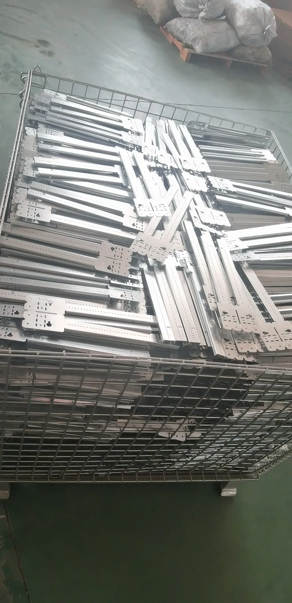 壁掛けブラケット伸縮式折りたたみベース各種工場製造