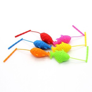 Creativo uso quotidiano carino in Silicone infusore di tè alla moda nuovo articolo di casa con filtro colorato - Product Image 4