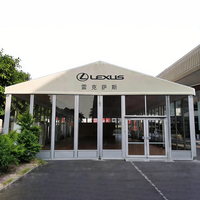 Tente de présentation temporaire de luxe pour voitures, toit en PVC beige, parois vitrées, impression personnalisée du logo Lexus, chapiteau pour événement de lancement automobile