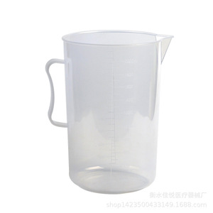 L'usine Jiayue propose des gobelets doseurs de 2000 ml, des gobelets gradués en plastique PP de grande capacité et des gobelets à thé au lait épaissis de 2 L en stock. - Product Image 4