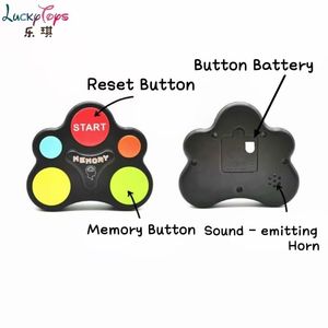 Não Bộ Nhớ Stereo <span class=keywords><strong>Flash</strong></span> Điện Tương Tác Thách Thức Làm Theo Trò Chơi Với Ánh Sáng Hiệu ứng Âm Thanh Mới Lạ Giáo Dục Đồ Chơi Cho Trẻ Em - Product Image 3