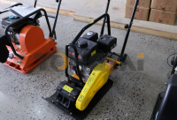 Compacteur vibrant portable 60 kg essence/diesel avec poignée pliable pour la construction de routes et le compactage de sols/asphalte