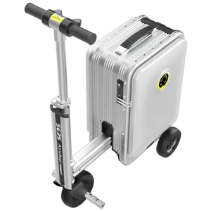Airwheel独特的旅行骑行行李箱套装，带旋转器SE3S度轮行李箱