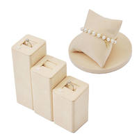 Support de présentation de bijoux en microfibre personnalisable de luxe avec logo, beige, pour bijouterie