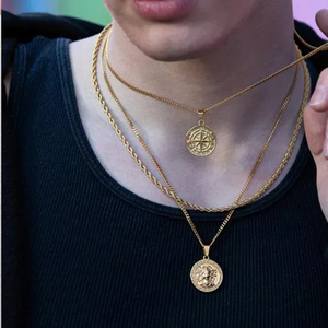 Hadiah Terbaik Keberanian Perhiasan Pria Kalung Hiphop Liontin Baja Nirkarat 18K Berlapis Emas Kalung Sayap Bulu Malaikat - Product Image 3