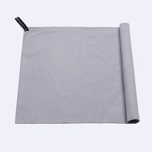 Serviette de sport en microfibre gaufrée brodée personnalisée - Couleur unie, légère, portable, séchage rapide, rafraîchissante - Product Image 3