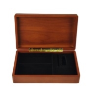 Boîte de rangement à bijoux rectangulaire en bois avec logo gravé au laser, doublure intérieure en velours noir, charnière dorée pour emballage cadeau de bijoux