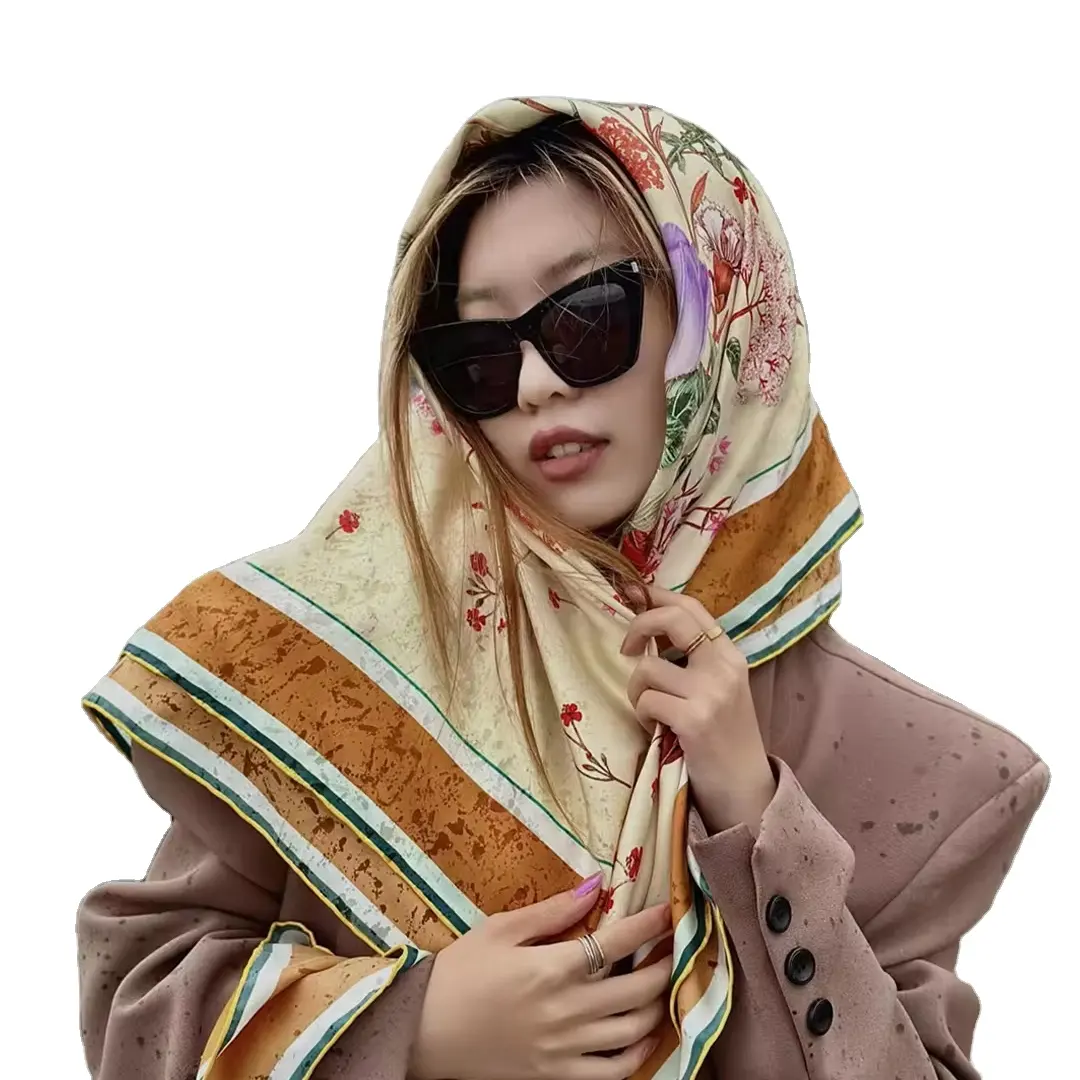 Vente en gros de foulards à impression numérique en satin de soie 100% de grande conception populaire à bas prix Logo personnalisé pour dames