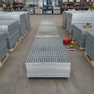 Grilles de Passerelle Industrielles en Acier Ondulé Soudé, Revêtement Anti-Corrosion Zincé, Prix Usine, 25x5 32x5, Personnalisées <span class=keywords><strong>pour</strong></span> Allées - Product Image 2