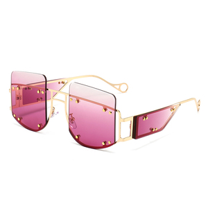 OEM Ladies <b>Sunglasses</b> Women Rivet Frame Glasses Luxury - Product Image 2
