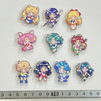 Accesorios de metal con cuentas de Sailor Moon versión Q, grabados en relieve de doble cara y con orificio pasante, para llaveros y cadenas de teléfono DIY, al por mayor