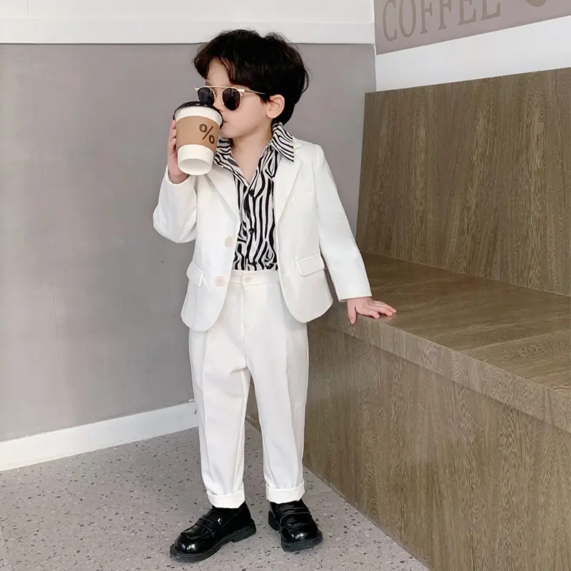 2023 Fashion Piano Playing Kids Performance Suit White Color Handsome Prince Boys Clothes Sets