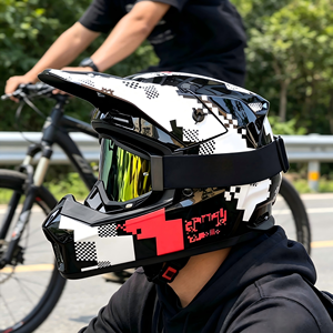 Casque de moto tout-terrain tendance orange et <span class=keywords><strong>noir</strong></span> avec visière, faible résistance au vent, forme de course pour la conduite quotidienne hors route, homologué DOT - Product Image 4