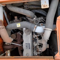 Excavatrice Hitachi ZX135US d'occasion du Japon, 12-13 tonnes, à queue courte, modèle chenillé Hitachi ZX120 ZX130 ZX135 pour la construction