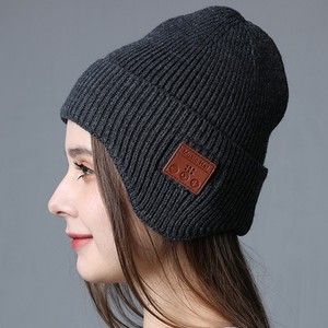 Wireless BT5.0 Warm Knit Ear Flap <strong>Beanie</strong> Fashionable Winter Hats for Men Musical Hat Outdoor Music Hat for Men/Women - Product Image 4