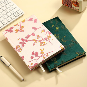 Venta al por mayor A5 mancha <span class=keywords><strong>bordado</strong></span> ciruela estilo chino clásico impermeable tela libro tela Tapa dura cuaderno ecológico - Product Image 3
