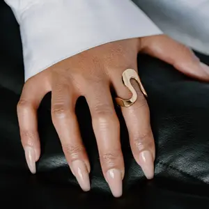 Minos neuer Edelstahlring Damen 18k Gold plattiert und Silber groß U-Form einfache Ringe wasserdicht Finger einzigartiger Stapelring