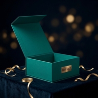 Boîte en carton écologique haut de gamme personnalisable avec impression de logo en feuille d'or, réutilisable et biodégradable