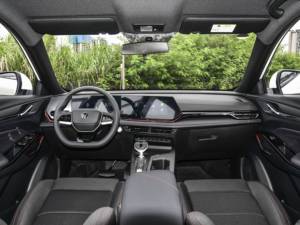 NOUVELLE VOITURE 2026 Changan X5 PLUS SUV 1.5T Turbo Essence Automatique Climatisation Régulateur de Vitesse Caméra de Recul Sécurité - Product Image 4