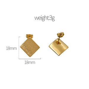 Geometric Zinc Alloy Stud Earrings Vintage Gold Cube Design Unisex Fashion Jewelry - Product Image 4