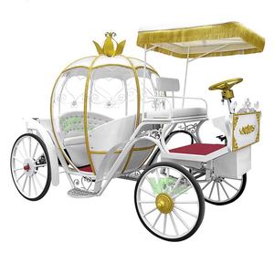 Chariot électrique sans chevaux très demandé / Chariot électrique blanc de Cendrillon en forme de citrouille pour mariage, visites touristiques et divertissement - Product Image 1