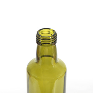 Bouteille <span class=keywords><strong>en</strong></span> <span class=keywords><strong>verre</strong></span> vide de haute qualité pour huile et vinaigre, bouteille <span class=keywords><strong>en</strong></span> <span class=keywords><strong>verre</strong></span> vert pour huile d'olive de cuisine, <span class=keywords><strong>25</strong></span> <span class=keywords><strong>cl</strong></span>, 50 <span class=keywords><strong>cl</strong></span>, vente <span class=keywords><strong>en</strong></span> gros - Product Image 3