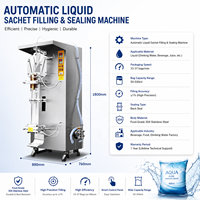 Machines d'emballage de haute qualité pour liquides, capacité de remplissage de 50 à 500 ml, machine automatique de remplissage et de scellage de sachets d'eau pour les boissons