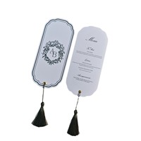 Cartes de menu personnalisables à motifs de style européen avec pompons, cartes de table de mariage en papier estampé à chaud, coins arrondis pour banquets et événements