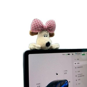 ใหม่อะนิเมะคอสเพลย์นักบินสุนัขตกแต่งรถ <span class=keywords><strong>Gromit</strong></span> ตุ๊กตาของเล่นตกแต่งภายในศูนย์ควบคุมหน้าจอกระจกมองหลังสาวของขวัญ - Product Image 1