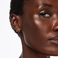 CHICNNA Aretes Huggie de Oro Vermeil de 14k, Hipoalergénicos, Plata 925, Juego de Aretes de Joyería Fina, No se Deslustran